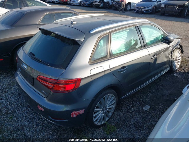 Audi A3 E-tron 1.4t Premium 2017 WAUUPBFF4HA074545 Image 4