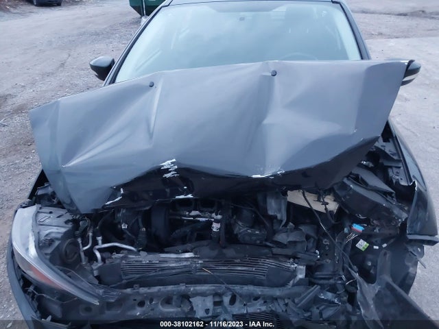Ford FOCUS SEL 2018 1FADP3H25JL300496 Image 10