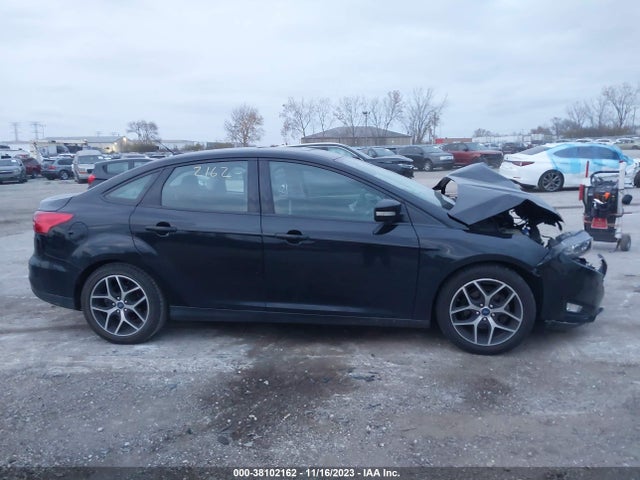 Ford FOCUS SEL 2018 1FADP3H25JL300496 Image 13