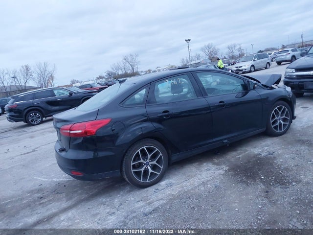 Ford FOCUS SEL 2018 1FADP3H25JL300496 Image 4