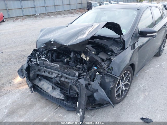 Ford FOCUS SEL 2018 1FADP3H25JL300496 Image 6