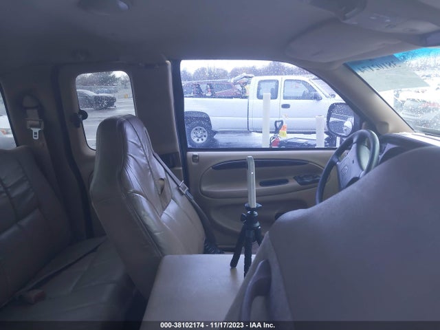 Auction sale of the 1999 Dodge Ram 2500 St, vin: 3B7KF2361XG177228, lot number: 38102174