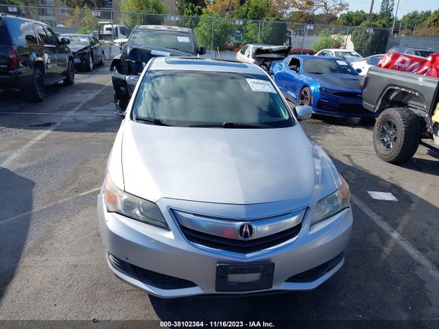 19VDE1F30FE001300 Acura Ilx 2.0l