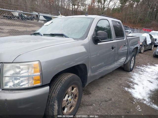 2008 CHEVROLET SILVERADO 1500 LT1 VIN: 2GCEK13M681183330