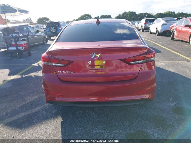 2017 HYUNDAI ELANTRA SE VIN: 5NPD84LF8HH083662