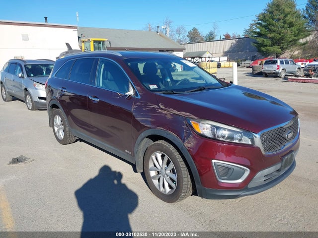 2016 KIA SORENTO 2.4L LX VIN: 5XYPGDA30GG113557