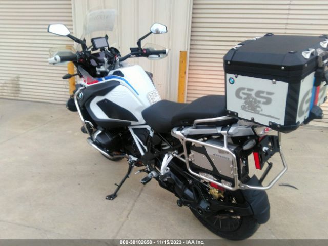 2021 BMW R 1250 WB10M1305M6E47853 Photo 2