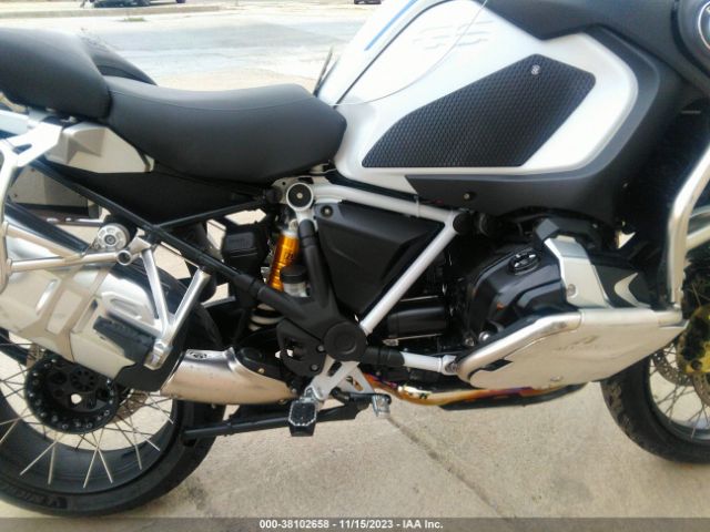 2021 BMW R 1250 WB10M1305M6E47853 Photo 7