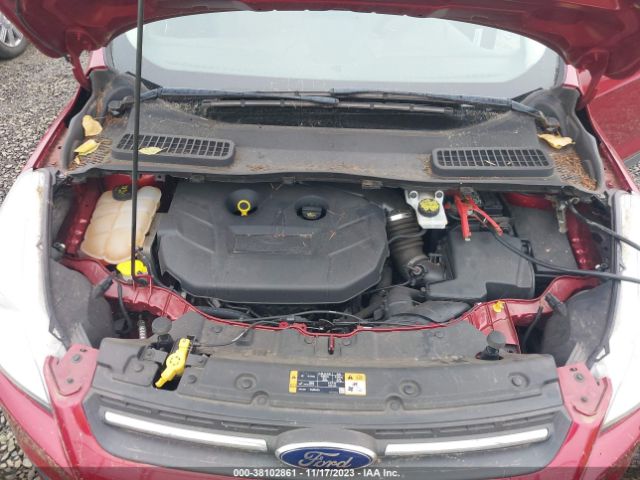 1FMCU9G93GUC44699 Ford ESCAPE SE
