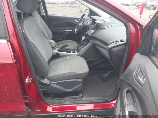 1FMCU9G93GUC44699 Ford ESCAPE SE