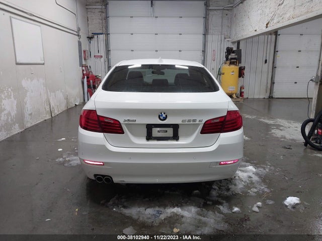 BMW 535d Xdrive 2016 WBAFV3C59GD687631 Image 16