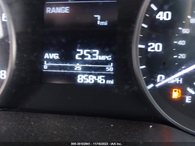 Hyundai ELANTRA SE 2018 5NPD74LF0JH260522 Image 7