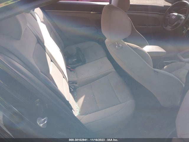 Hyundai ELANTRA SE 2018 5NPD74LF0JH260522 Image 8