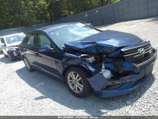 2015 5NPE24AA7FH141111 main image