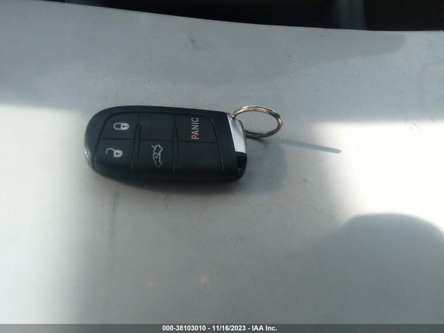 Chrysler 200 Limited 2015 1C3CCCAB6FN747687 Image 11