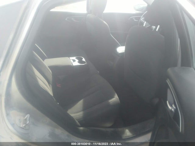 Chrysler 200 Limited 2015 1C3CCCAB6FN747687 Image 8