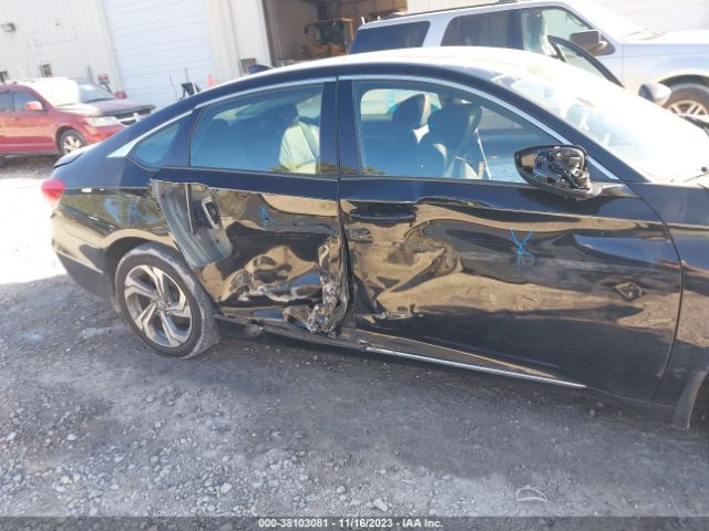1HGCV1F40JA158379 Honda ACCORD EX