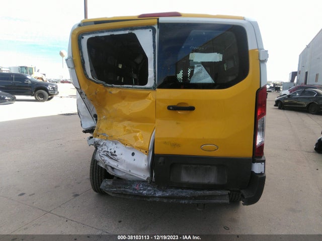 Ford Transit-250 2019 1FTYR1YM1KKA55473 Image 16