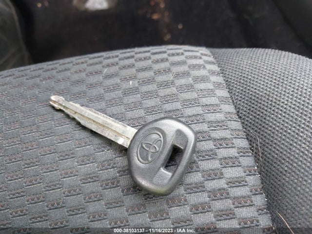 2006 TOYOTA RAV4 SPORT VIN: JTMZD32V765030355
