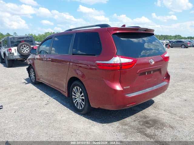 Toyota Sienna Xle 8 Passenger 2019 5TDYZ3DC4KS997101 Image 3