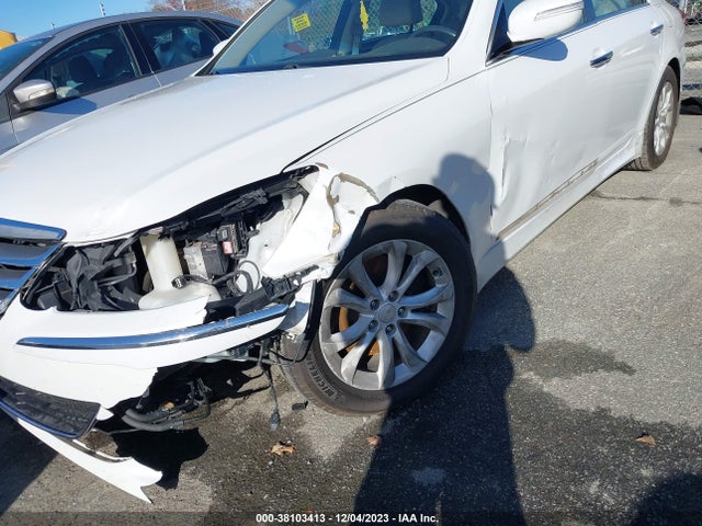 2012 HYUNDAI GENESIS 3.8 VIN: KMHGC4DD2CU203541