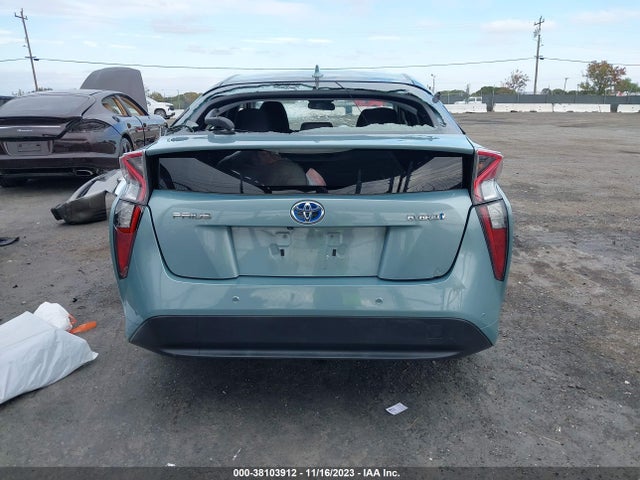 Toyota Prius Three 2017 JTDKARFU8H3043340 Image 16