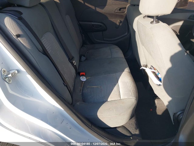 Chevrolet Sonic Ls Auto 2018 1G1JB5SH6J4135548 Image 8