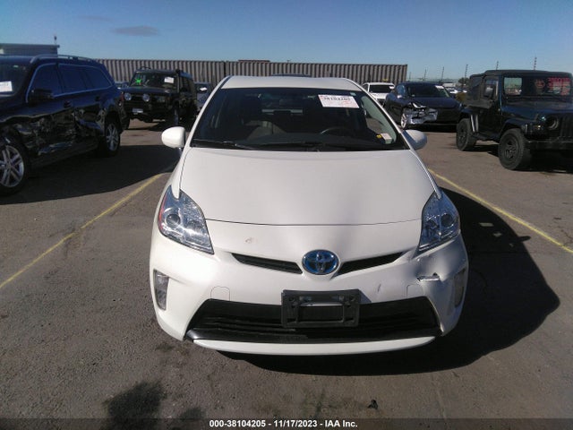 2015 TOYOTA PRIUS TWO VIN: JTDKN3DU5F0482272