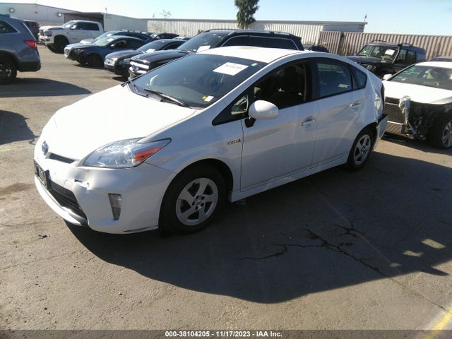 2015 TOYOTA PRIUS TWO VIN: JTDKN3DU5F0482272