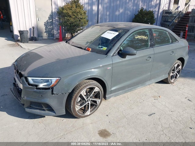Audi A3 Premium 45 Tfsi S Line 2020 WAUBEGFF5LA097996 Image 2