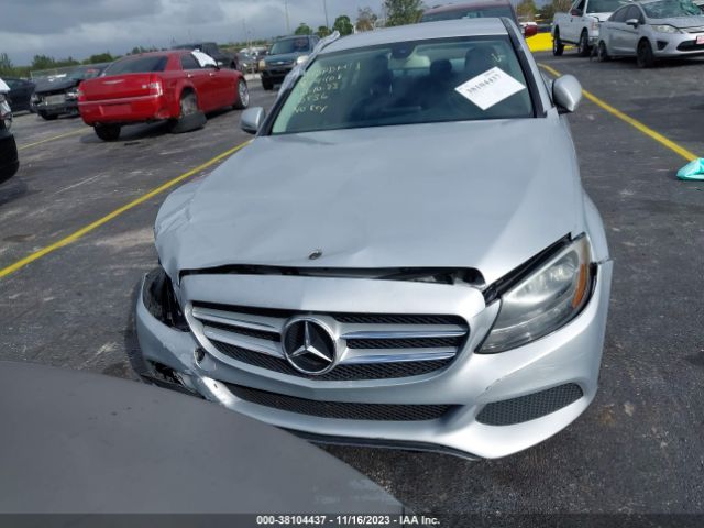 55SWF4JB8GU170536 Mercedes-Benz C 300 Sport/luxury/
