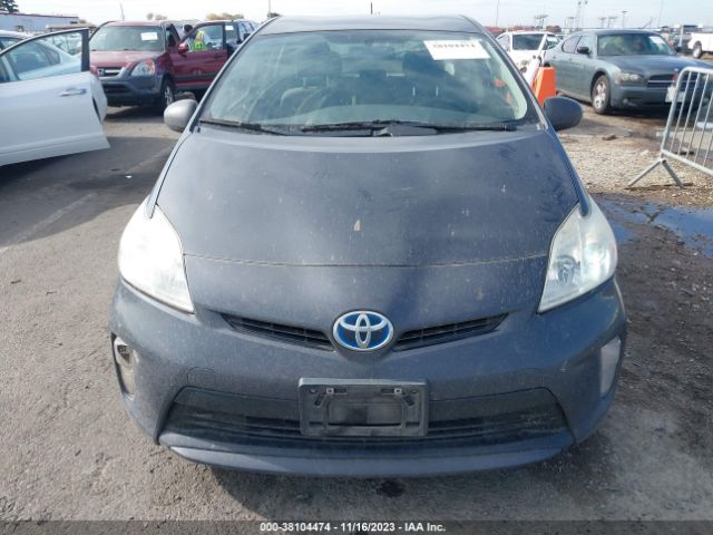 JTDKN3DU9F1929924 Toyota Prius Two