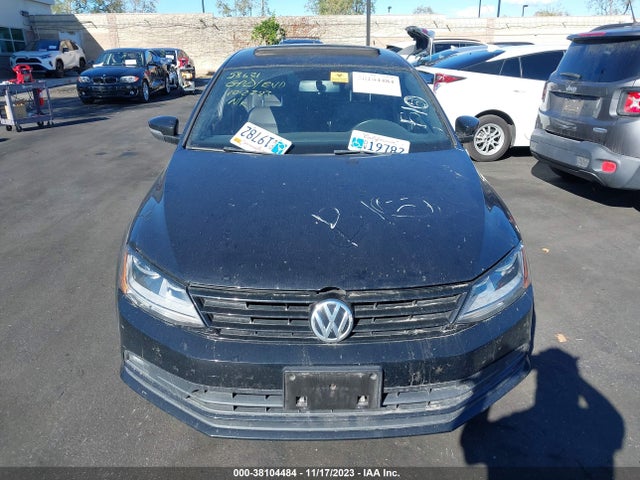 3VWD17AJ9JM243963 Volkswagen Jetta 1.8t Se Sport
