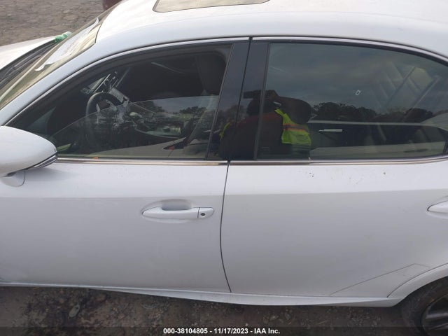 2014 LEXUS IS 250 VIN: JTHBF1D21E5011378