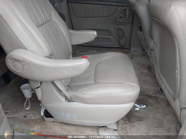 2007 TOYOTA SIENNA XLE VIN: 5TDZK22C57S075210
