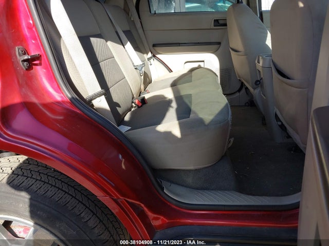 2008 FORD ESCAPE XLT VIN: 1FMCU93108KB76150