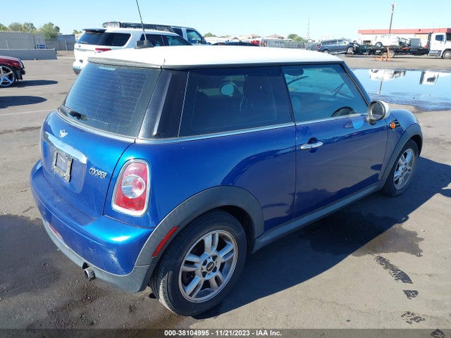 2012 MINI COOPER WMWSU3C55CT543897 Photo 3