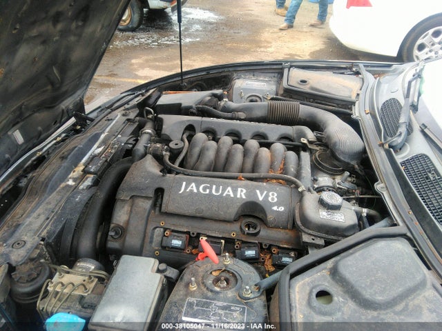 2002 JAGUAR XK8 SAJDA42C12NA28669 Photo 9