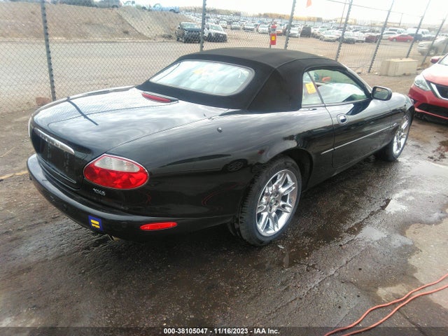 2002 JAGUAR XK8 SAJDA42C12NA28669 Photo 3