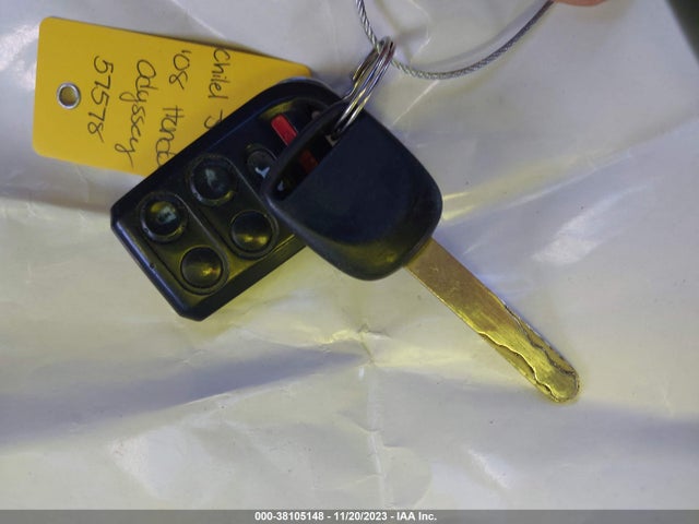 2008 HONDA ODYSSEY EX-L VIN: 5FNRL38778B418165