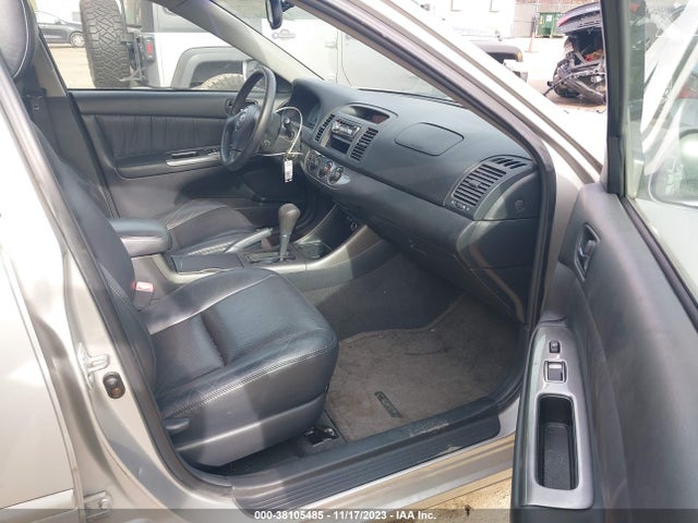 2004 TOYOTA CAMRY SE V6 VIN: 4T1BA32K64U026487