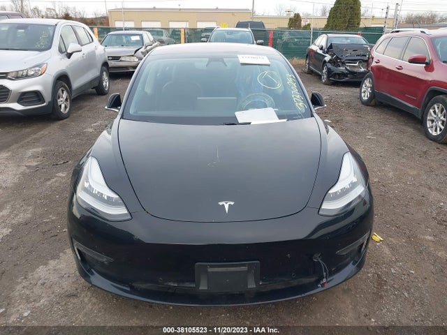 2018 TESLA MODEL 3 5YJ3E1EB5JF113380 Photo 9