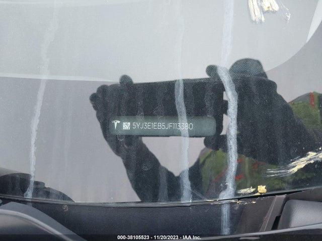2018 TESLA MODEL 3 5YJ3E1EB5JF113380 Photo 8