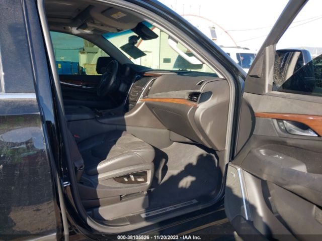 1GYS4CKJ0HR271498 Cadillac Escalade Premium Luxury