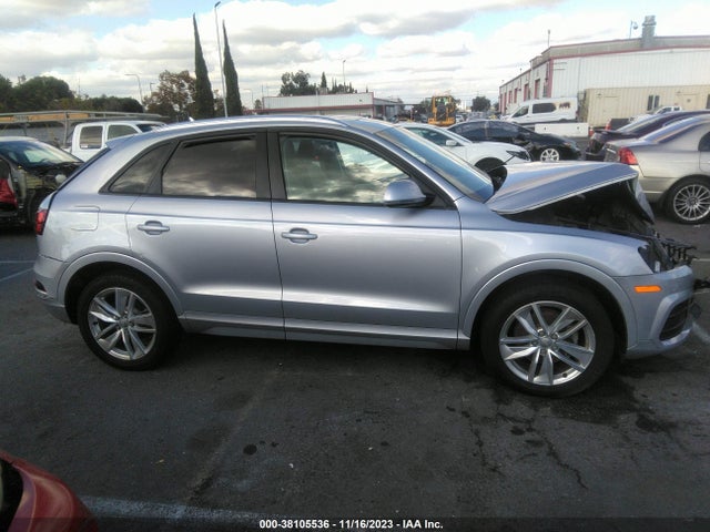 WA1BCCFS2HR015529 Audi Q3 2.0t Premium