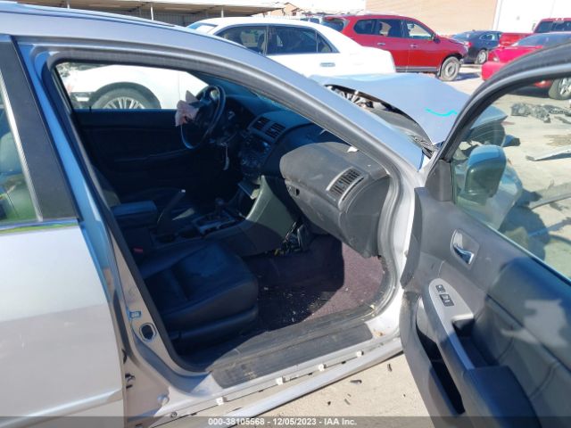 2003 HONDA ACCORD SDN JHMCM556X3C068044 Photo 4