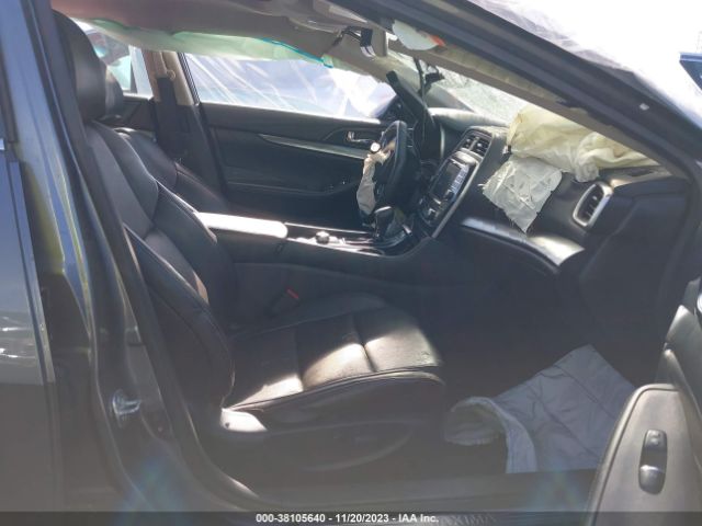 1N4AA6AV0KC371035 Nissan Maxima 3.5 Sl