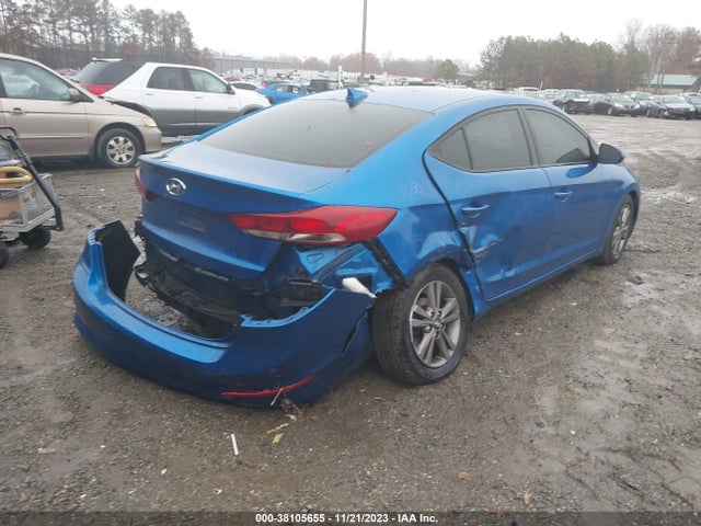 2018 HYUNDAI ELANTRA SEL VIN: 5NPD84LF4JH242215