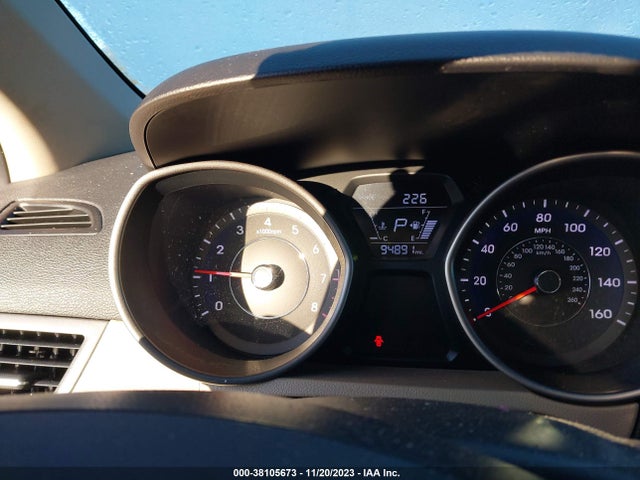 2016 HYUNDAI ELANTRA VALUE EDITION VIN: 5NPDH4AE0GH683083