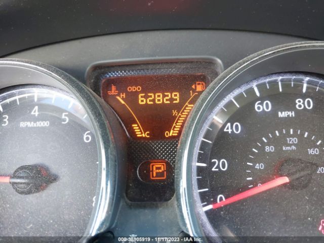3N1CN7AP6EL818476 Nissan Versa 1.6 Sv